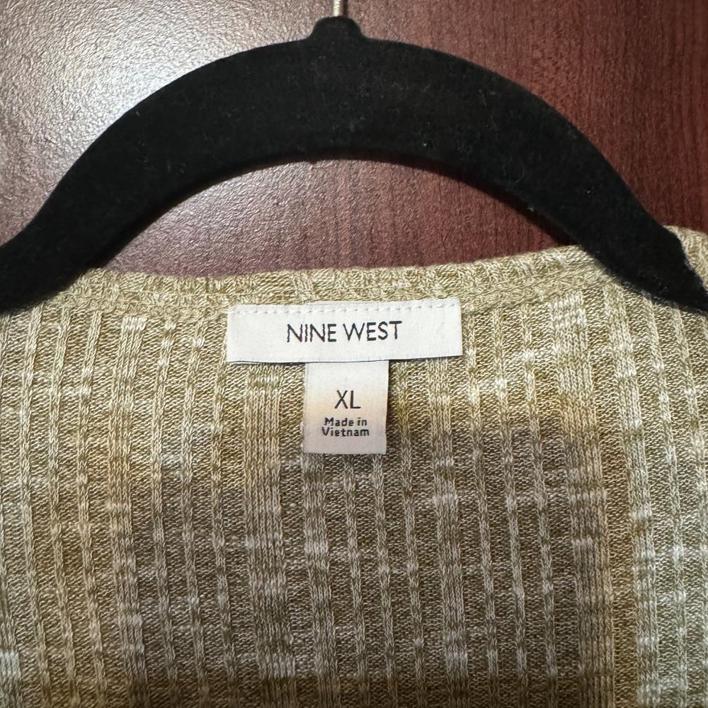 Nine West Women's Sweater - Picture 4 of 6